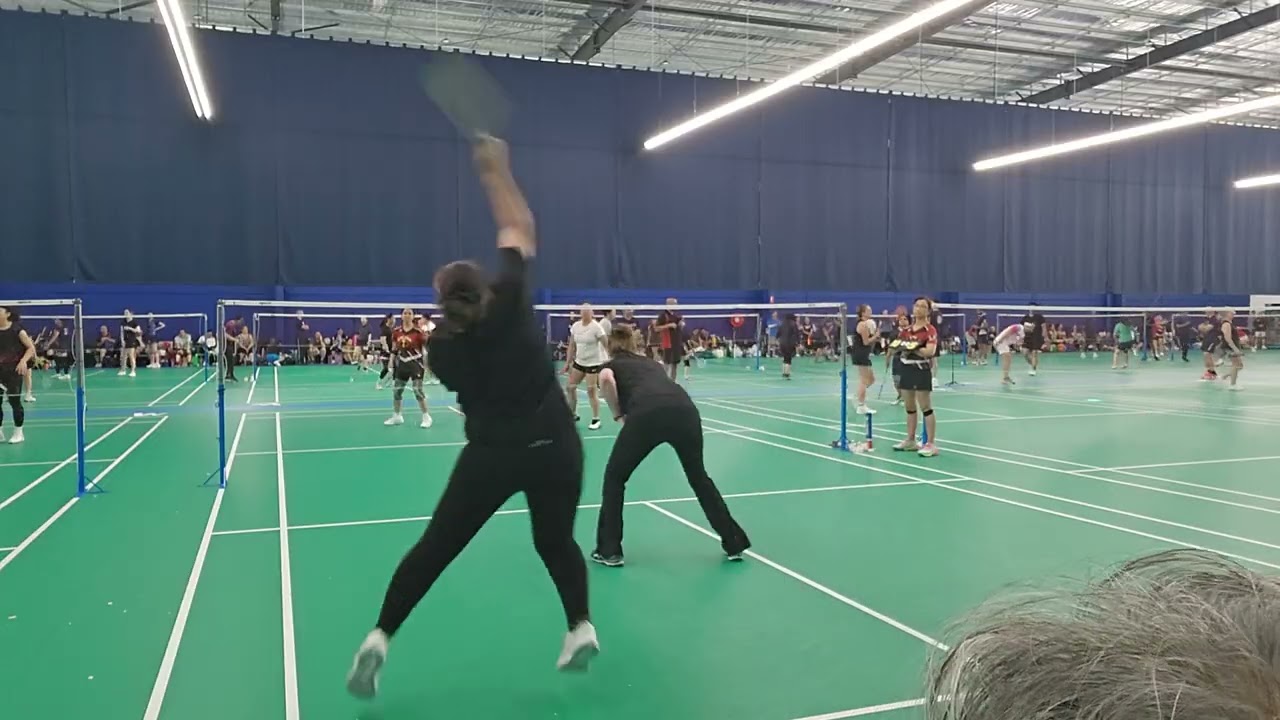Ivy & Regie vs Casse & Simone