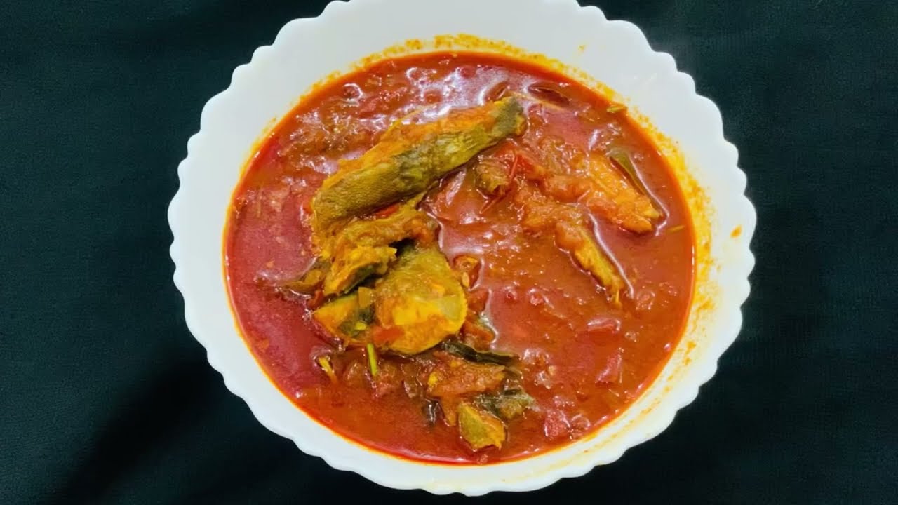 ഫിഷ് മോളി|fish molly-kerala style recipe|fish molee-easy malayalam recipe#homemadehappinessbyeva