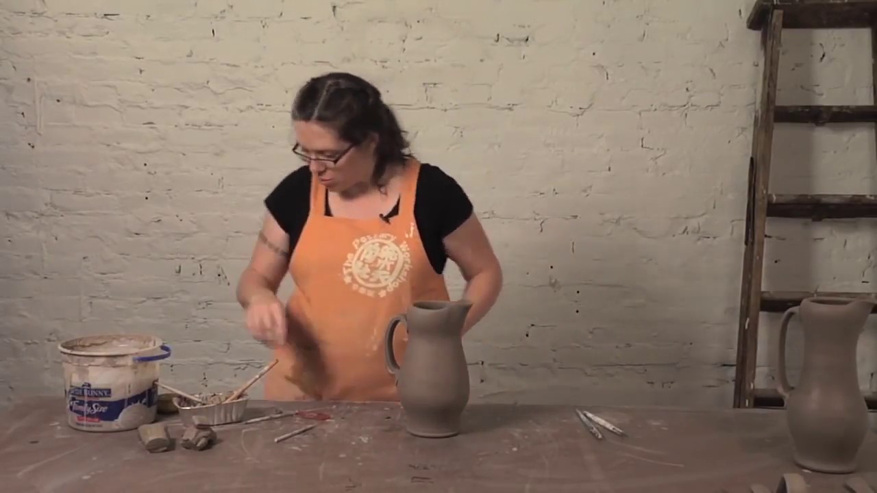 A Simple Handle Pulling Technique to Dress Up Your Pottery | JENNIFER ALLEN