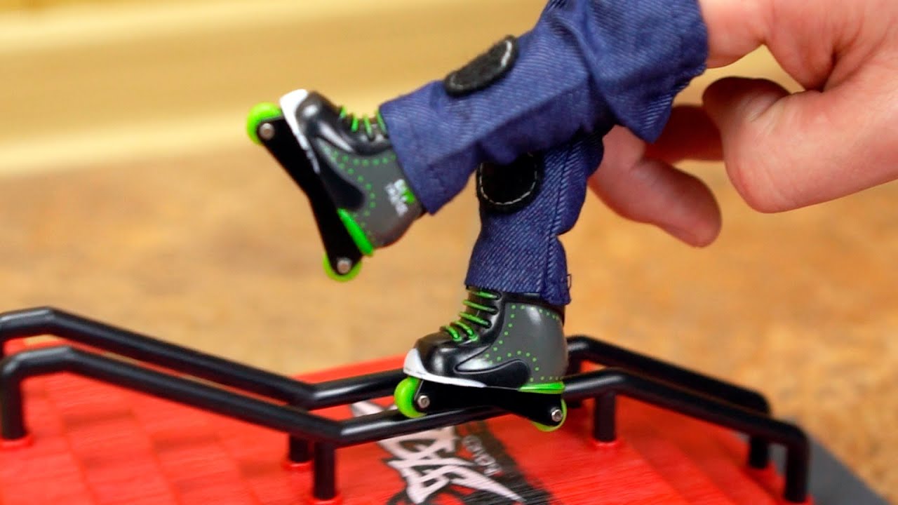 Finger roller skates | Unboxing Skate Park  | Grips & Tricks | Rollerblading