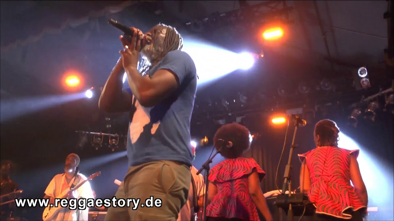 Tiken Jah Fakoly - 4/6 - Quand L´Afrique Va Se Reveiller + ... many more -