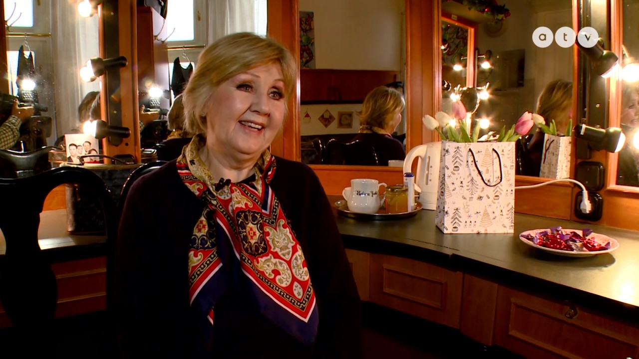 Halász Judit karácsonyi koncertje a Vígszínházban