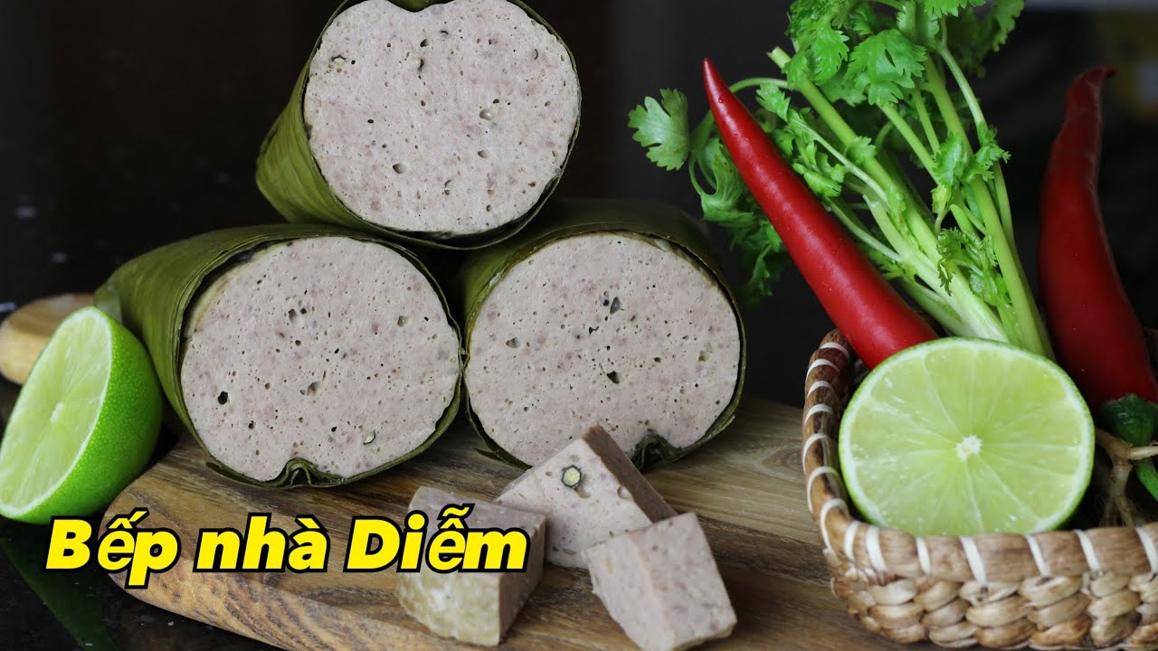 Chả Bò - Beef Bologna - Cách làm chả lụa bò dai, giòn, ngon | Bếp Nhà Diễm |