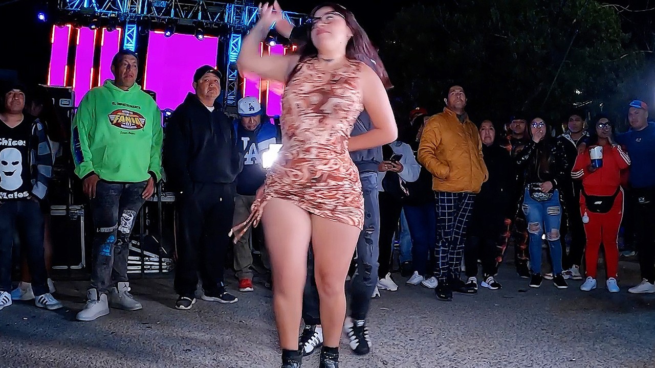 ESOS OJITOS BONITOS  TEMA ESTRENO 100% CUMBIA SONIDERA TOTALMENTE LIMPIO SABDI CUEVAS