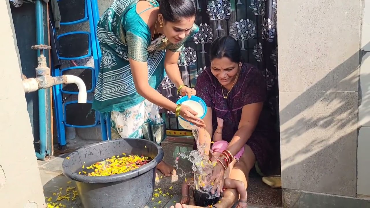 Indian style baby massage and bathing video#how to massage for new born baby#babymassage#babybath