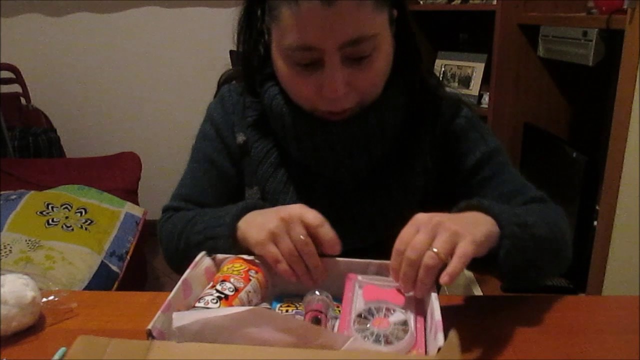 speciale 1500 iscritti apertura kawaii box del mese di dicembre