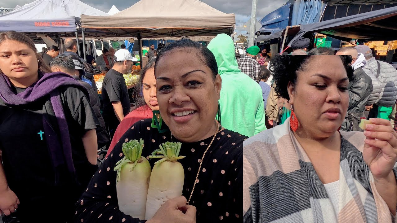 OTARA FLEA MARKET, AUCKLAND NEW ZEALAND.
