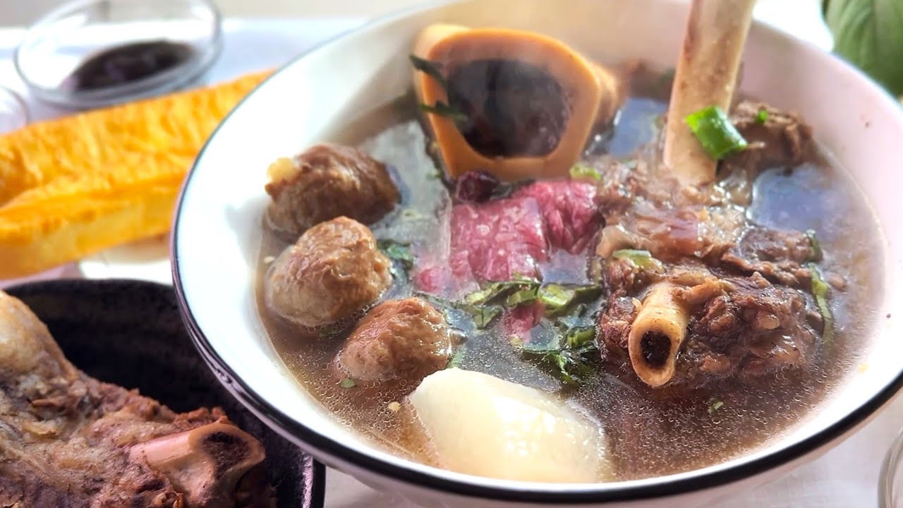 Cambodian Beef Noodle Soup Kathiew (Kuy Teav) 🍜🇰🇭 Comfort in a Bowl