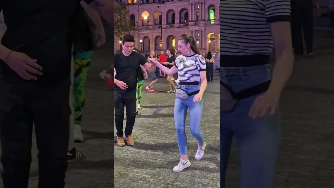 Salsa social  dancing at Brisbane city💥