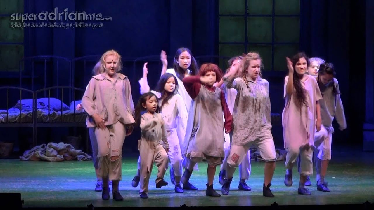 Annie The Musical at Marina Bay Sands, Singapore | SUPERADRIANME.com