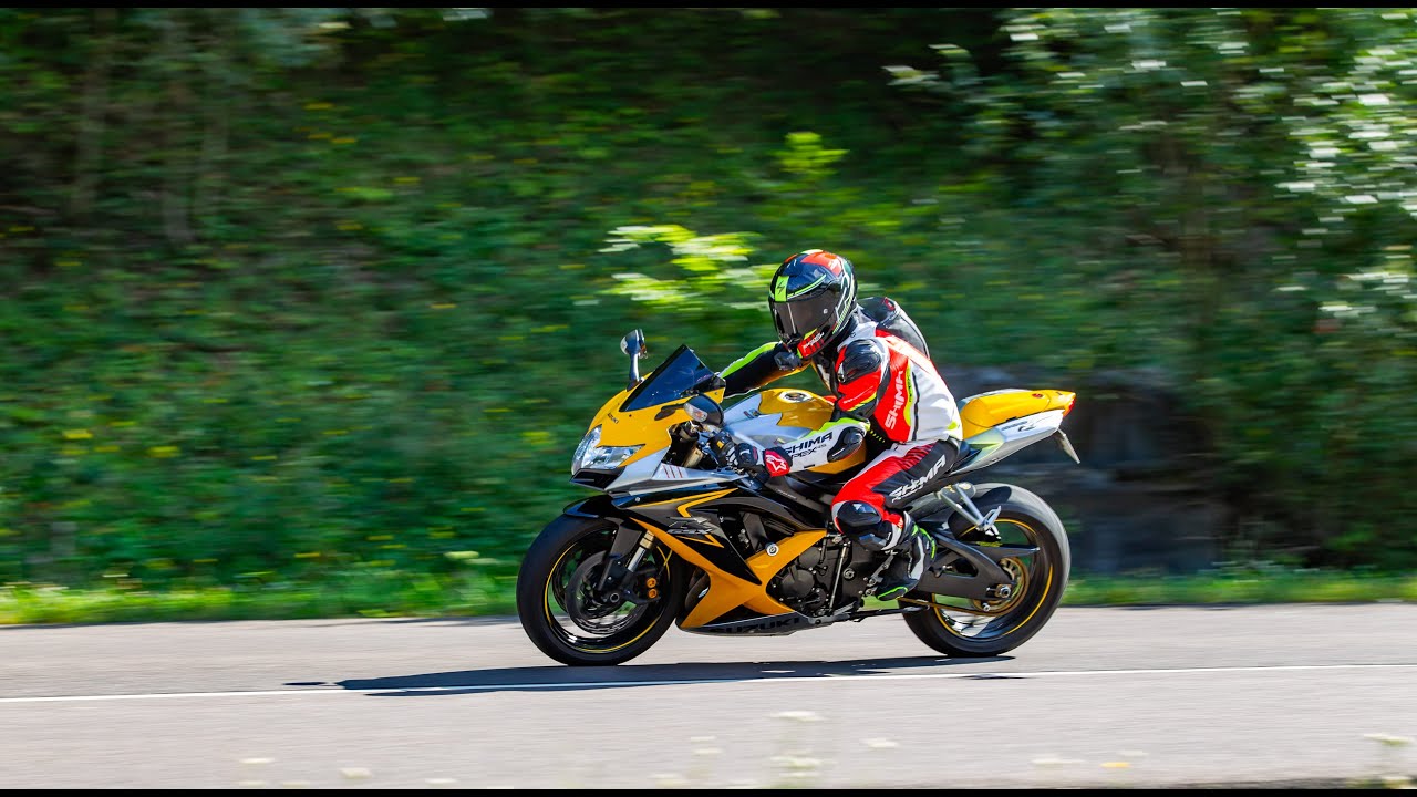 RAW - GSXR 600 K8 Yoshimura R55 - Par&aacute;dsasv&aacute;r - M&aacute;trai patk&oacute;