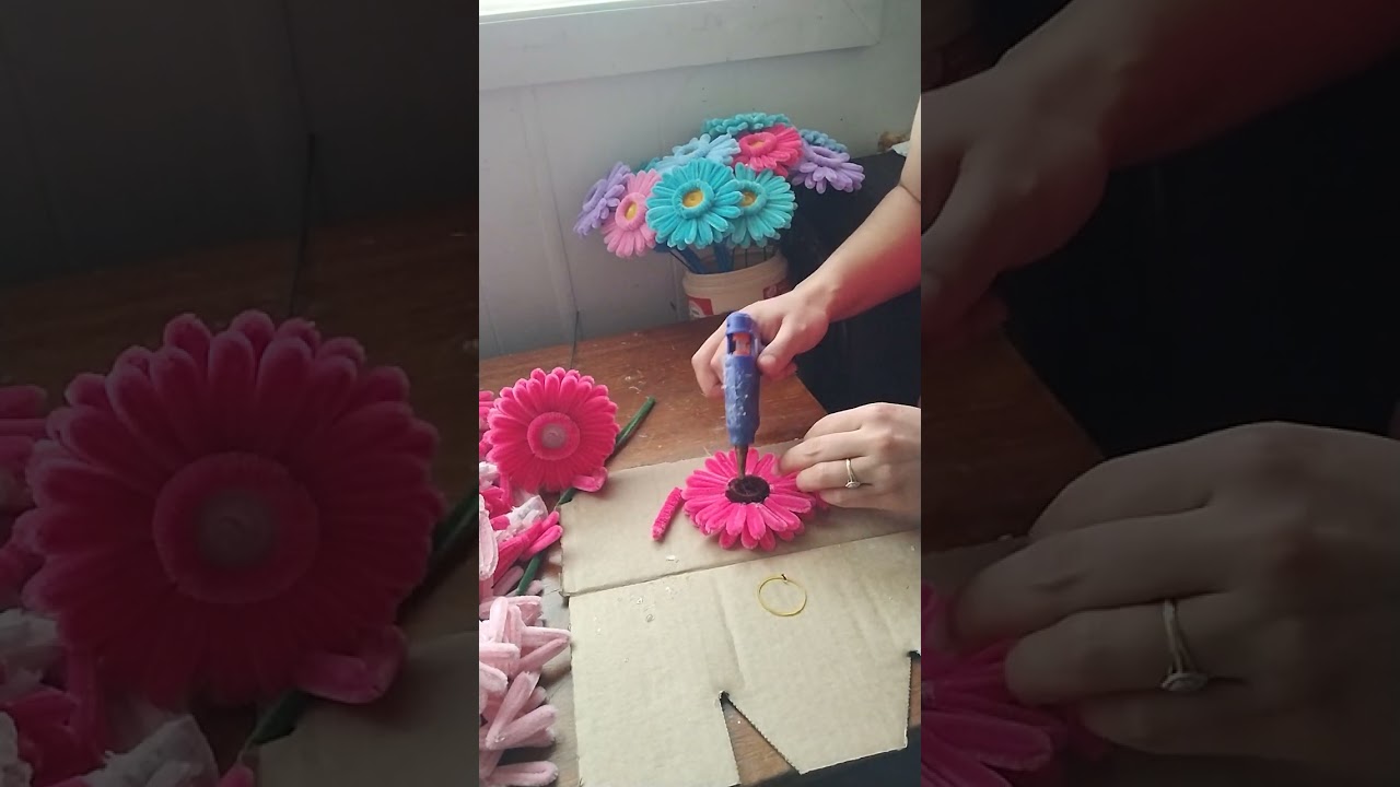 gerbera de limpiapipas