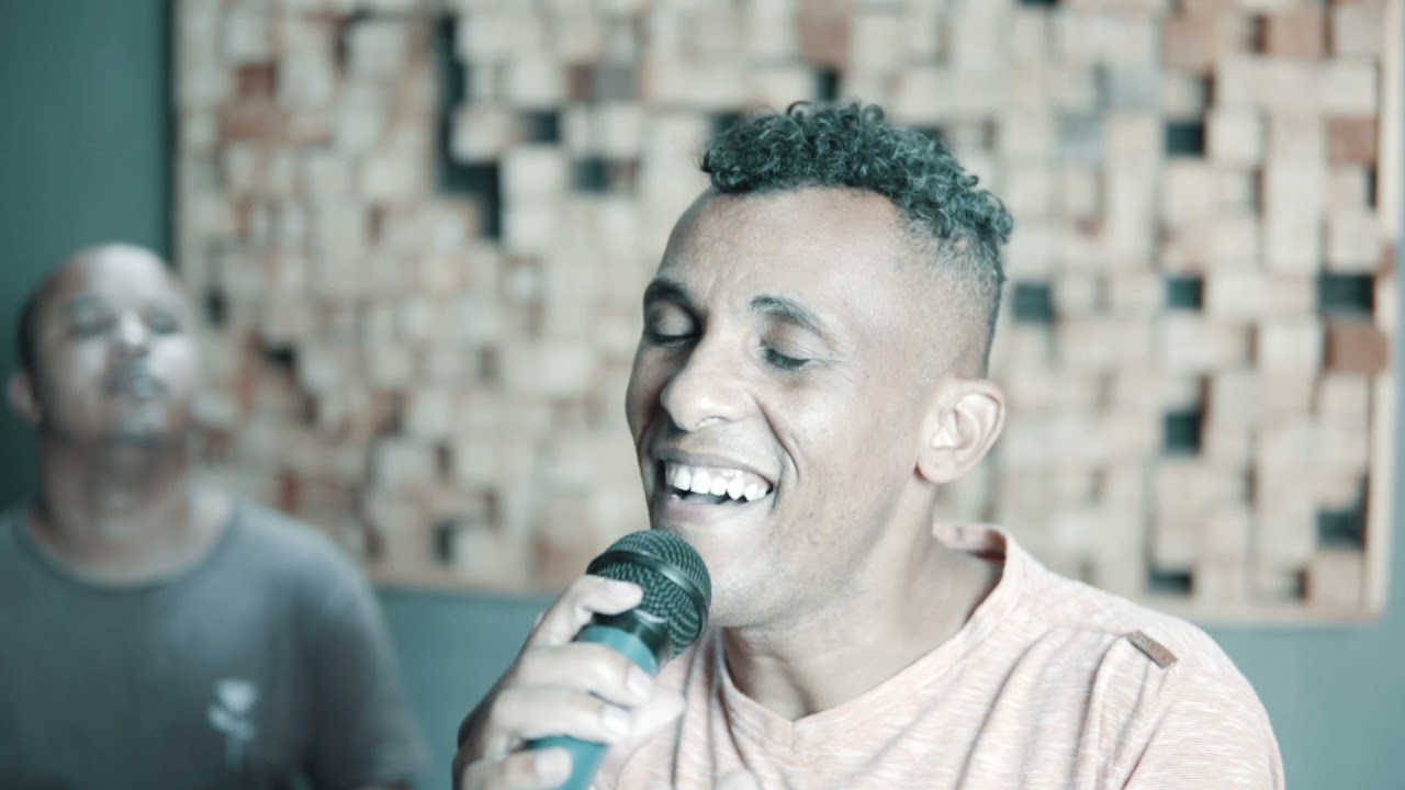 George de  Paula -  tudo e possível (COVER ) Bruna Karla
