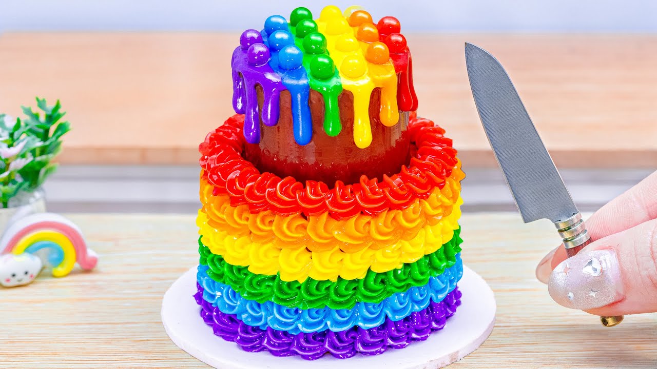 Mini Rainbow Buttercream Cake Recipe 🌈 Stunning Mini Cake Decorating and DIY