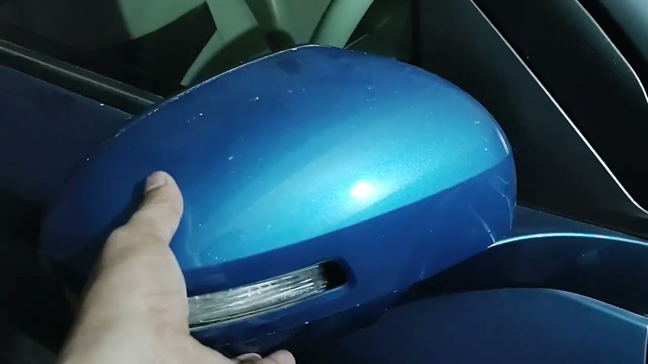 How to replace side mirror indicator lamp in your car
