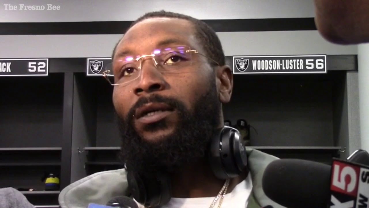 Oakland Raiders react on 4th-down index card ruling