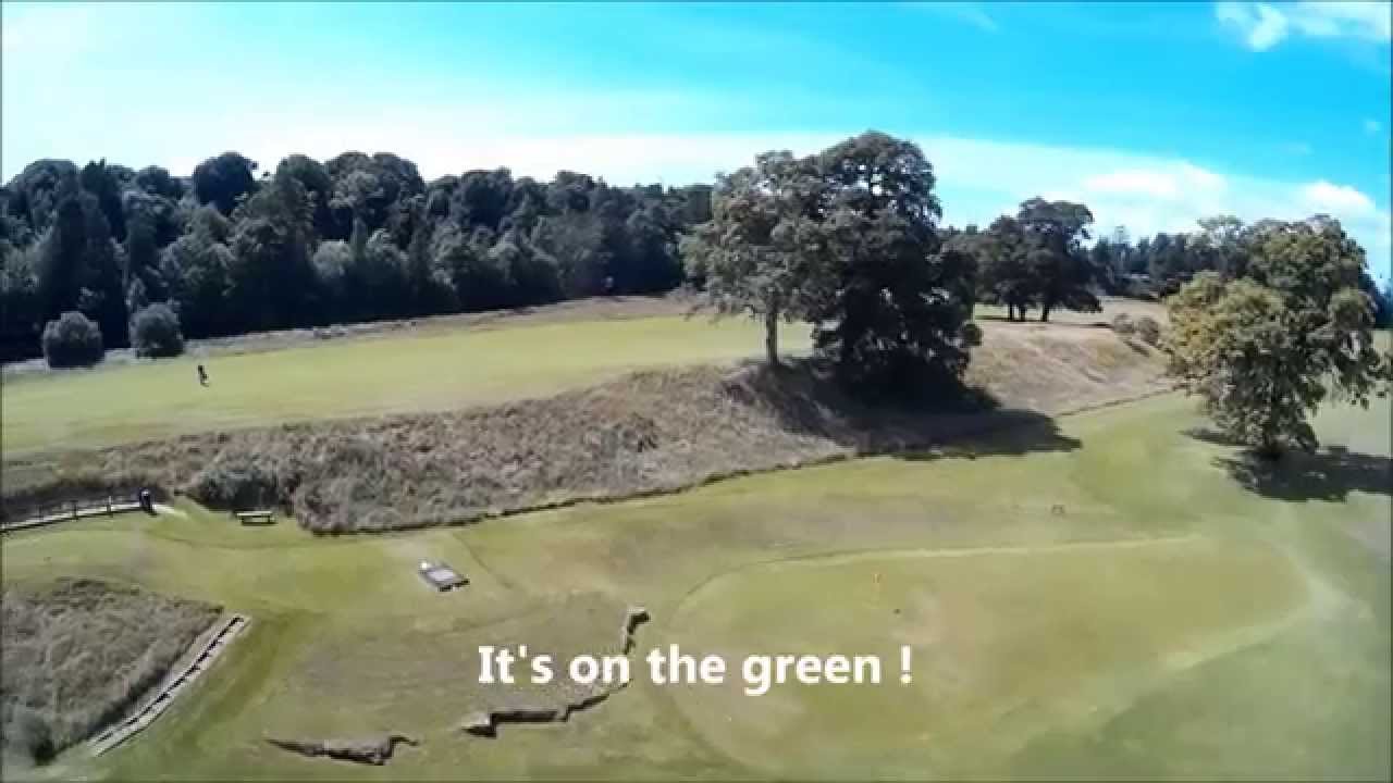 Golf professionals Pete and Dave take on Hoddom Castle golf course.