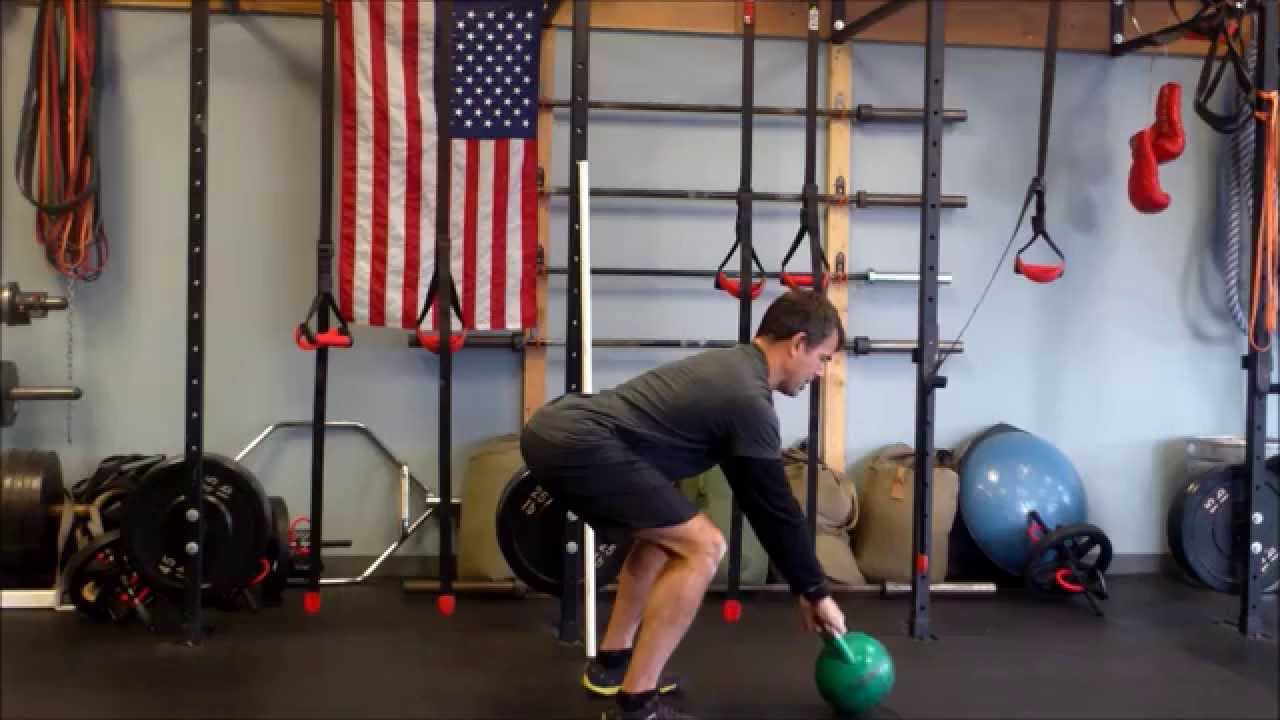How to perform the kettlebell swing perfectly