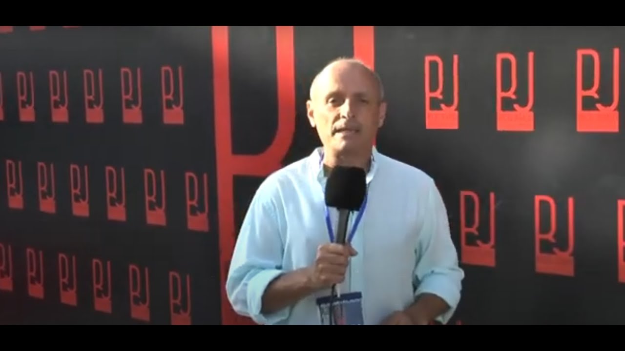 Entrevistas a los asistentes a la inauguración del Centro de Interpretación 'Rocío Jurado'