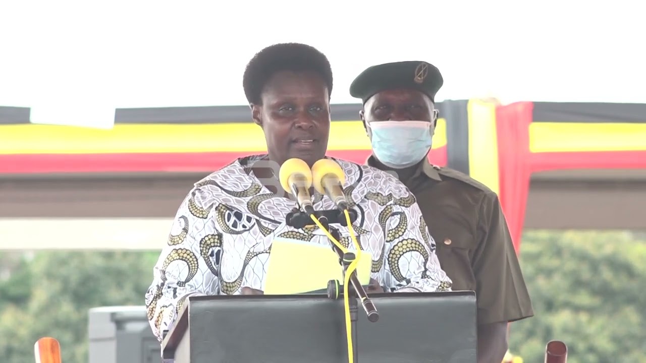 OKUKUZA OLUNAKU LWA’BAKYALA MW'IWANGA