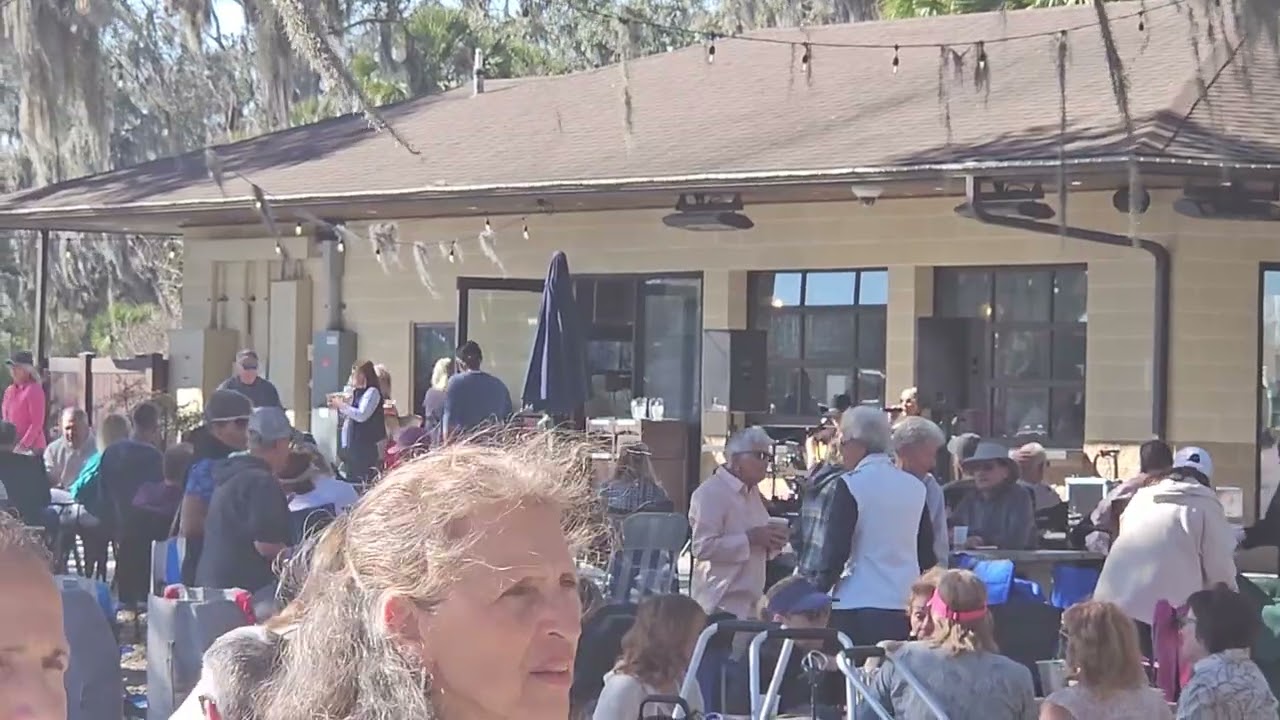 2026Feb25 Villages Ednas - Sandra & Alex Lekid - Jolene