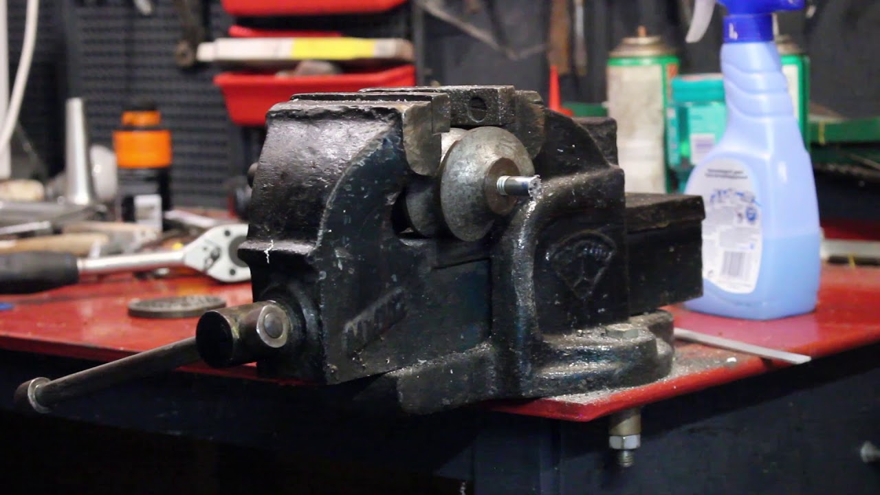 DIY homemade bird and fishfood pelletmill