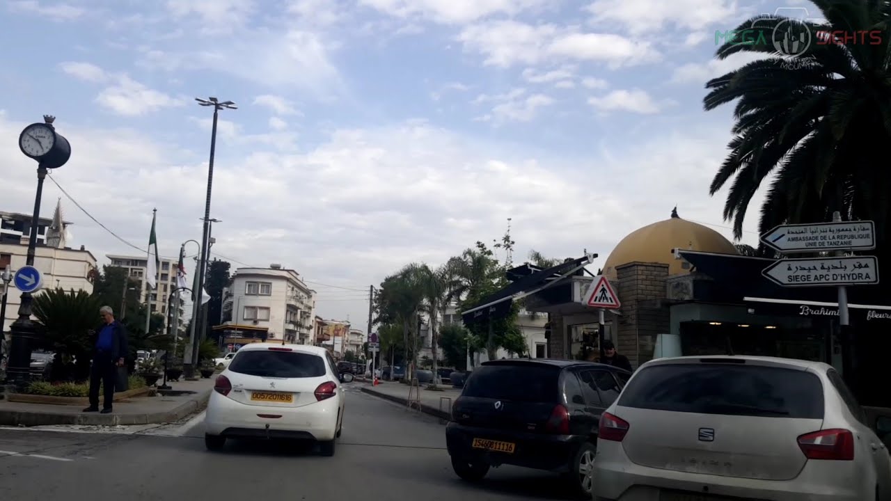 Hydra, La placette, Boulevard Said HAMDINE, Alger  ( Rue Yahia BEN HAYET)