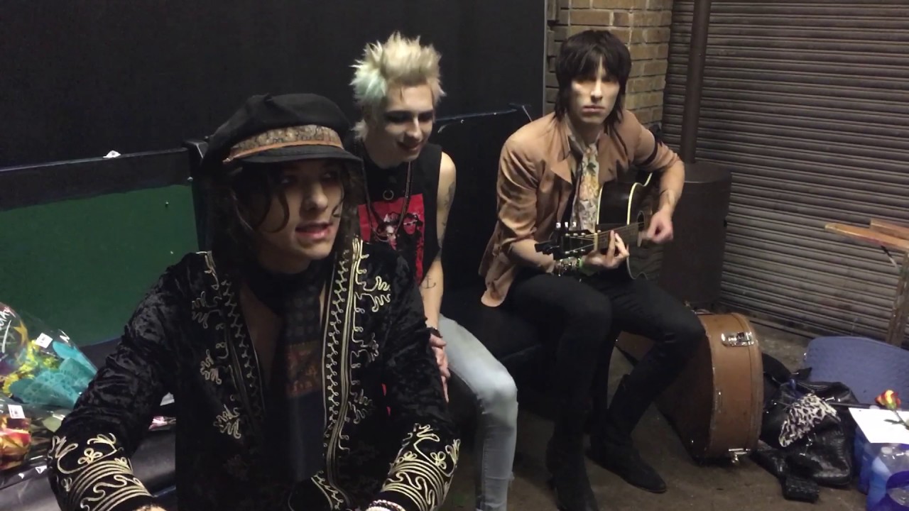 Ma'Cherie Palaye Royale Acoustic Live 2017