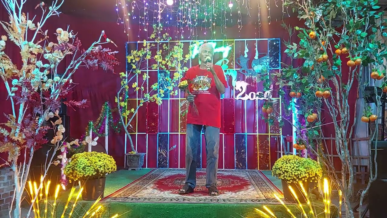 TÂM SỰ NGƯỜI HÁT BÀI QUÊ HƯƠNG (Nhật  Ngân ).