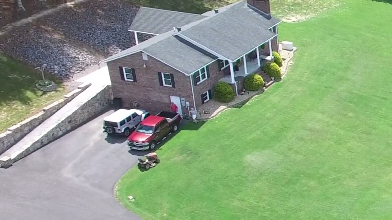 Playing wiwth drone 3