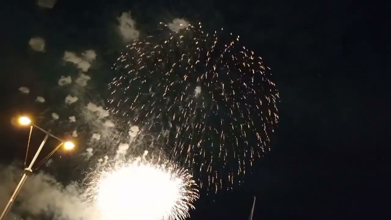 Feu d'artifice 🎇 au Japon 