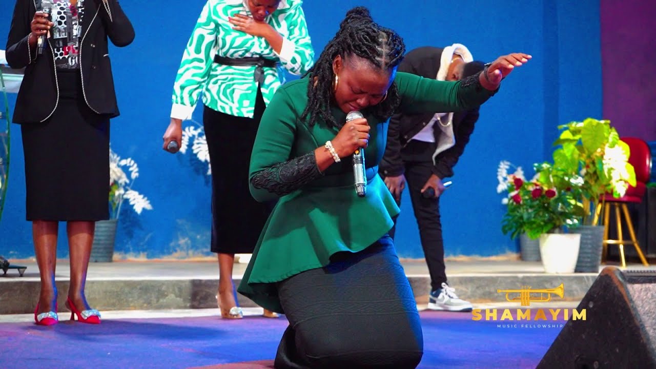ONE HOUR DEEP SWAHILI WORSHIP BY FALLONE FEZA