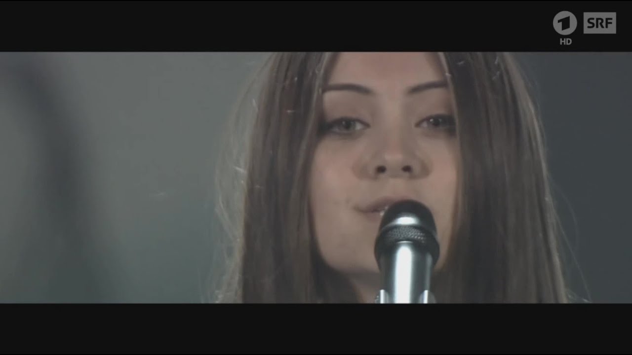 Adore - Jasmine Thompson (Live at Web Video Preis in Dusseldorf)