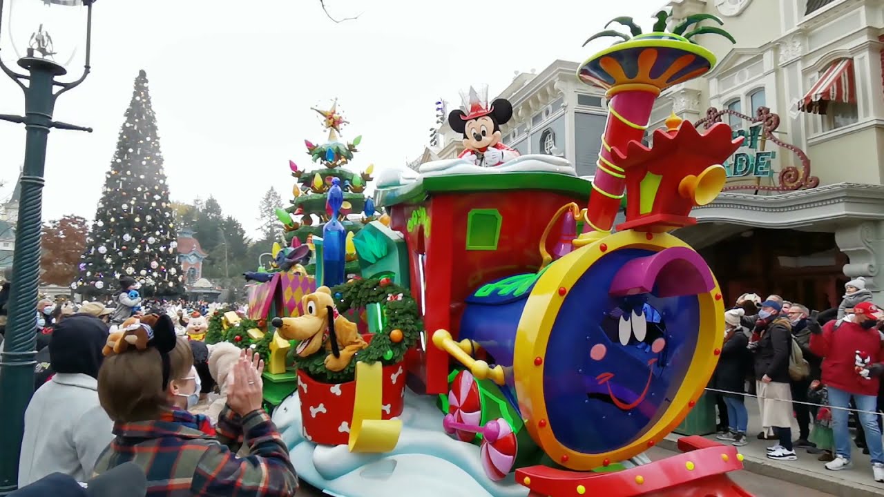 Mickey's Dazzling Christmas Parade Daytime at Disneyland Paris.