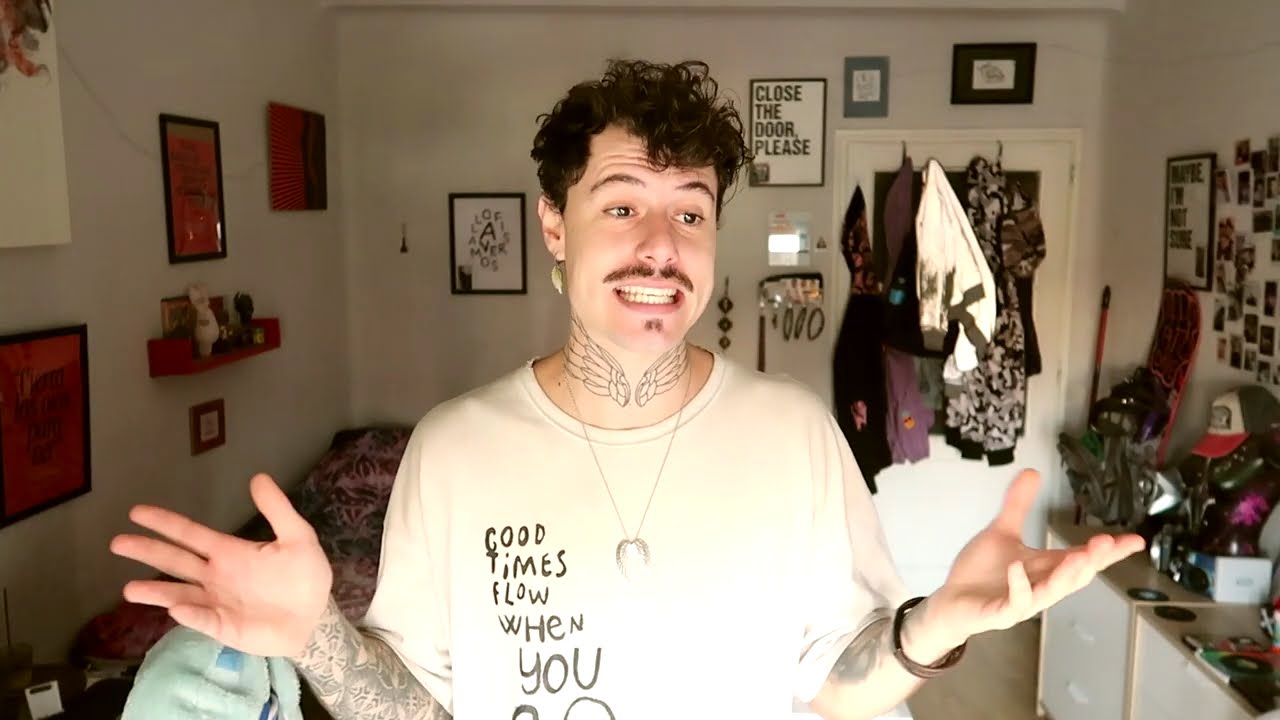 VUELVO A YOUTUBE