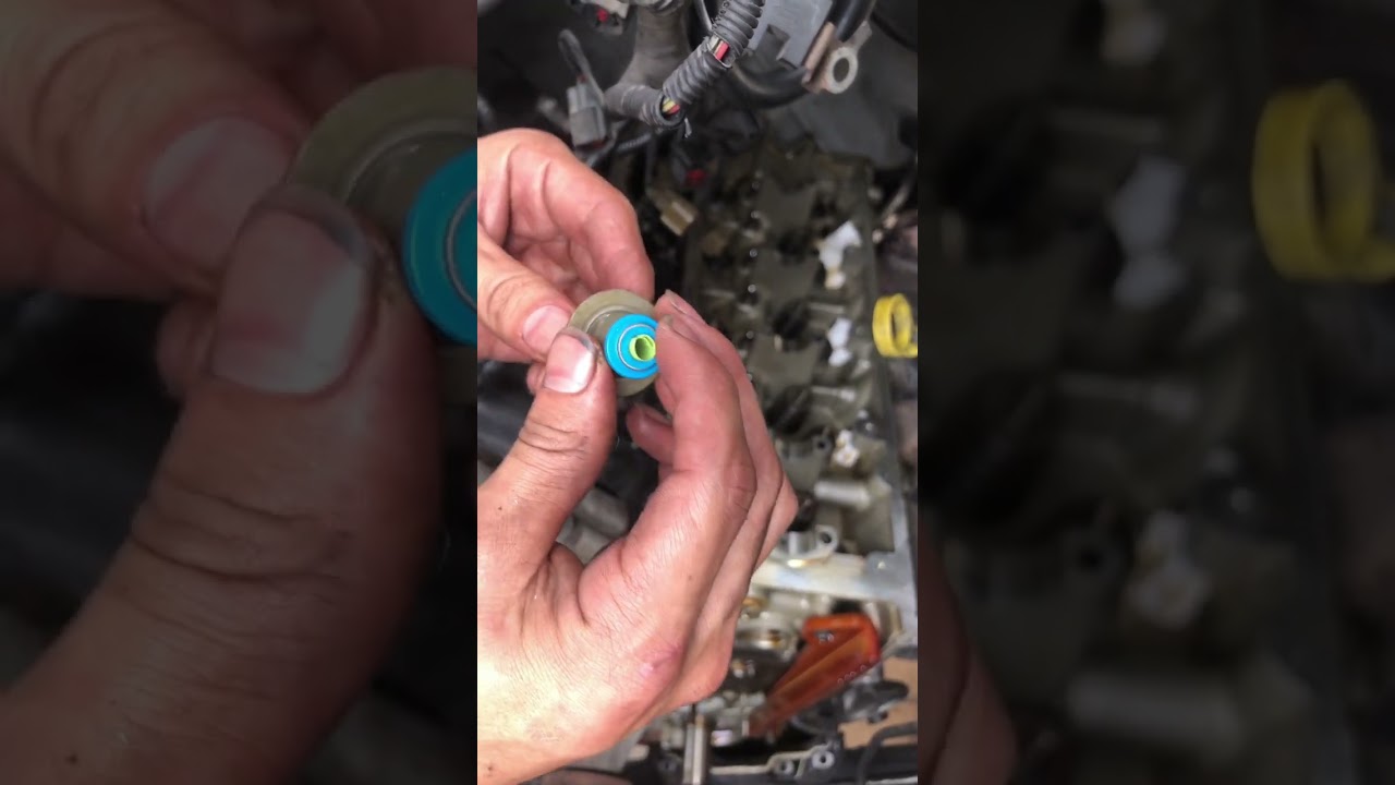 How to safely install valve seals without special tools #mechanic #tips #f150 #4.6L