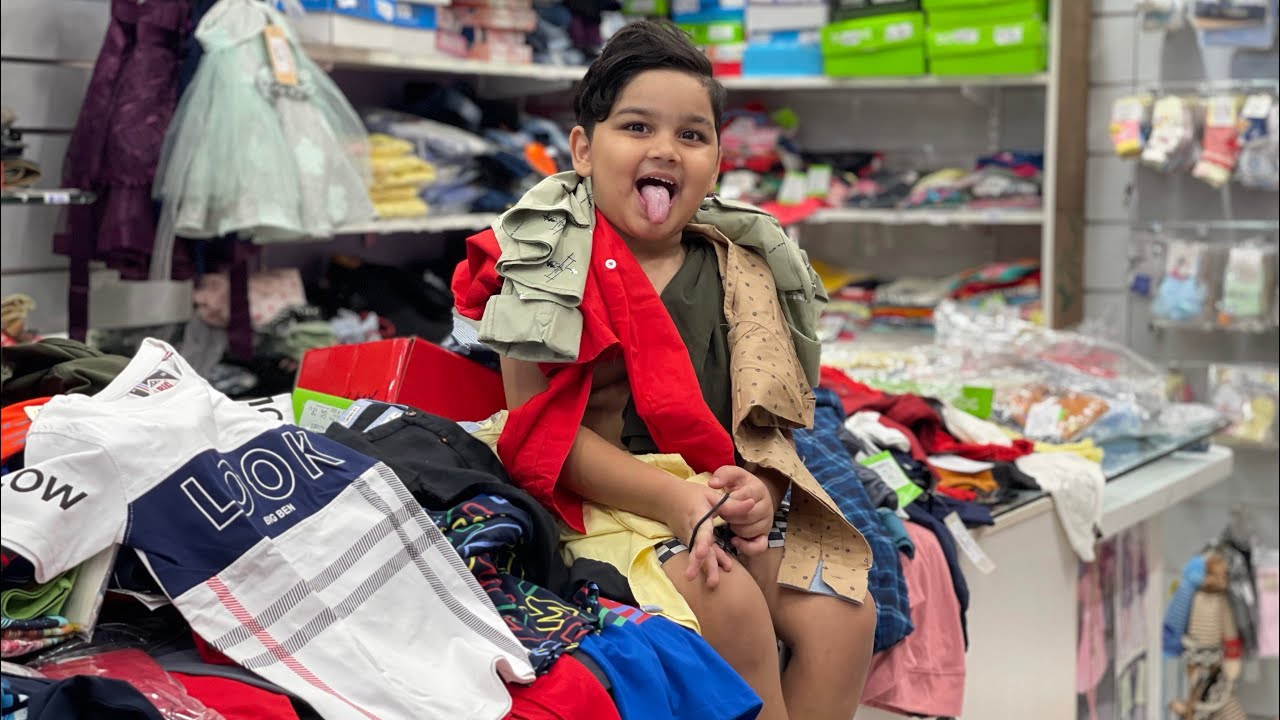 Chiku shopping time