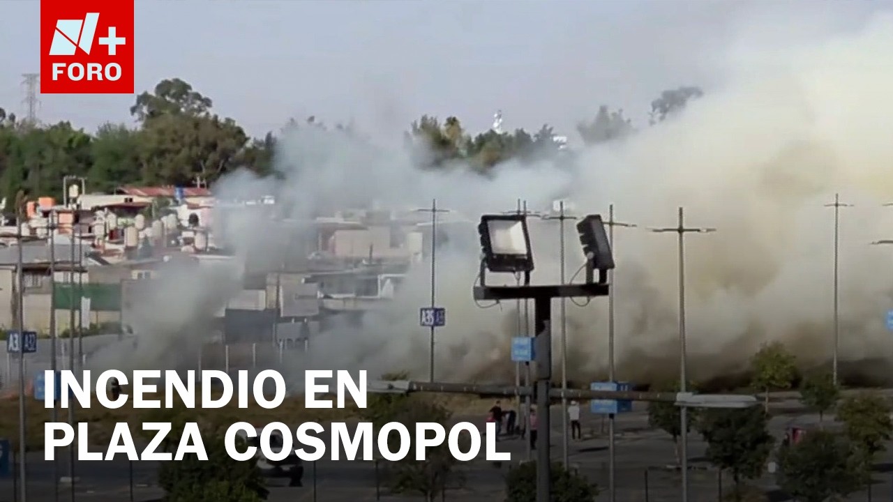 Se registra incendio en plaza comercial de Coacalco, Edomex