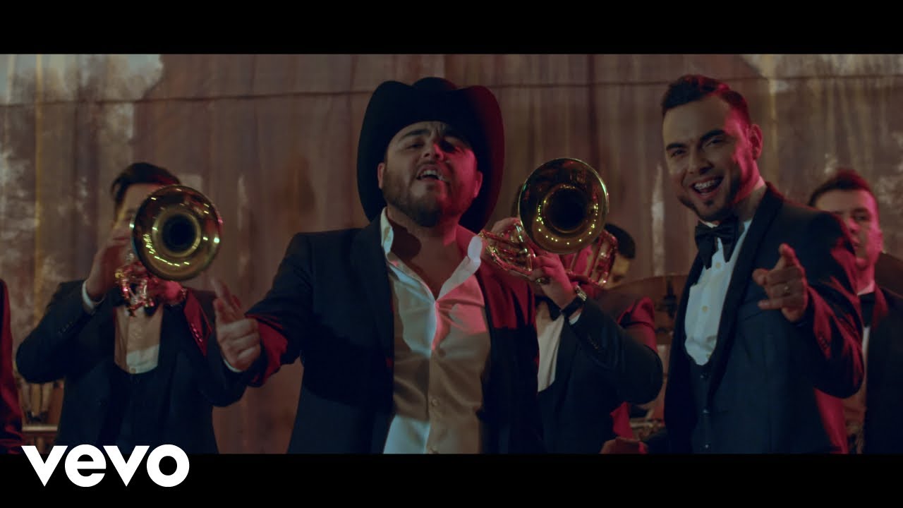 Banda El Recodo De Cruz Liz&aacute;rraga - Mi Vicio M&aacute;s Grande ft. Gerardo Ortiz
