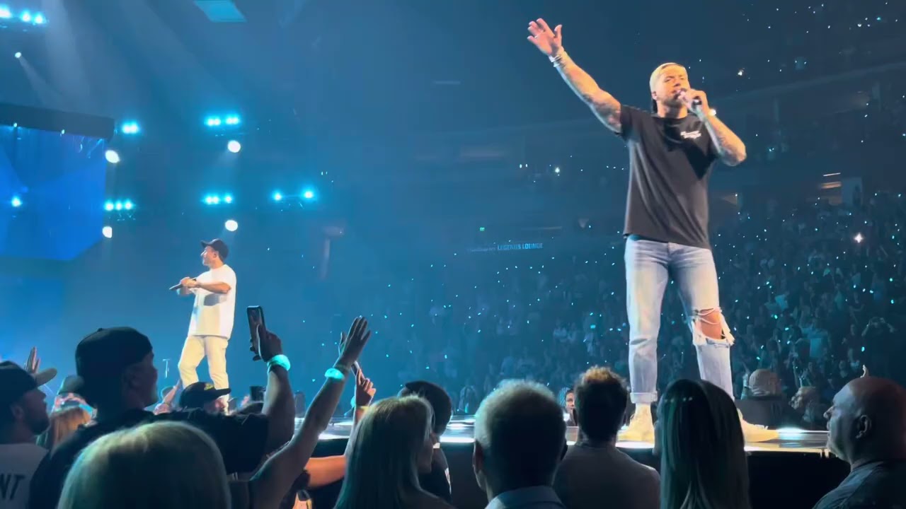 Brandon Lake & Phil Wickham - Ball Arena - Praise
