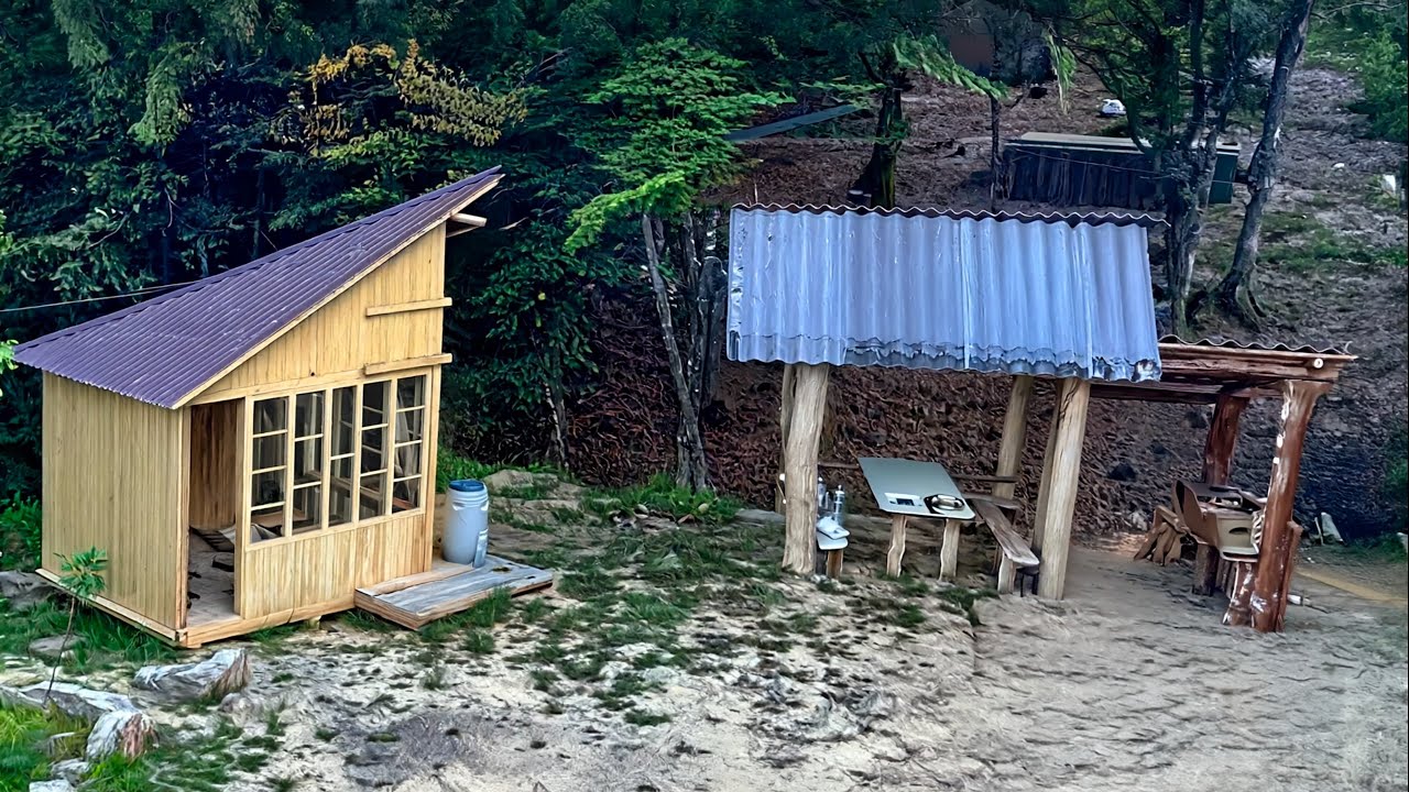 Building My Little Settlement in the Forest. Barbecue Area