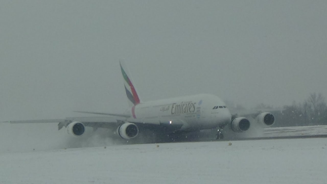 Emirates A380 landing in Zurich snow storm