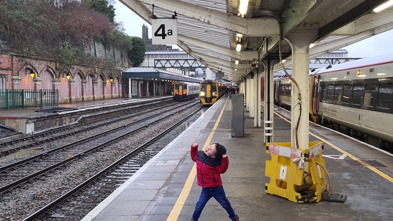 Trains at Shrewsbury 2