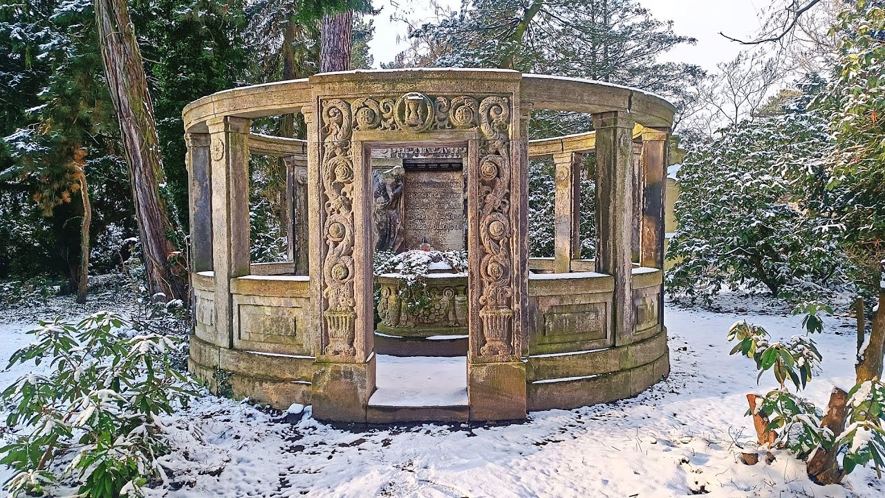 Der verschneite Parkfriedhof im Winter - S&Uuml;DFRIEDHOF LEIPZIG Leipzig Februar 2025