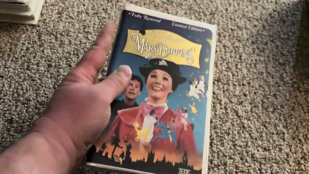 Моя коллекция VHS-кассет с шедеврами Диснея (издание 2025 года)