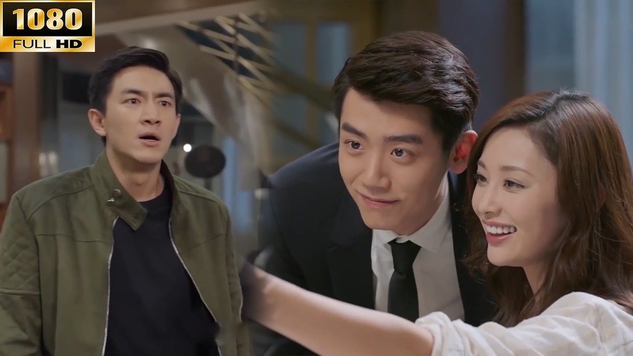 前妻和其他男人甜蜜，亿万总裁彻底后悔离开她！❤️ #甜宠 #cdrama #霸道总裁 #灰姑娘 #爱情 #OverbearingCEO