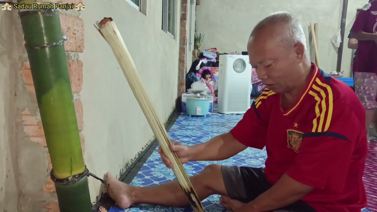 Leka sampi Mangkung Tiang rumah baru