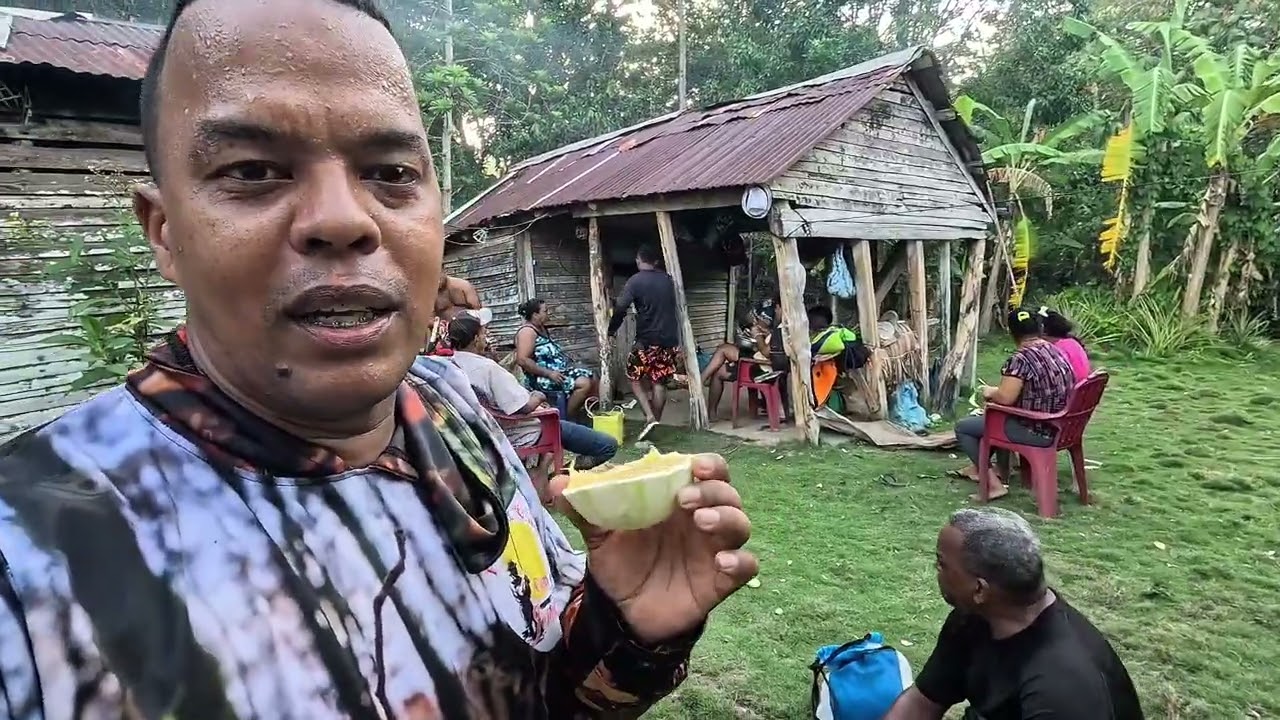 UN DIA DE PESCA Y AVENTURA EN UN CAMPO DE REPUBLICA DOMINICANA