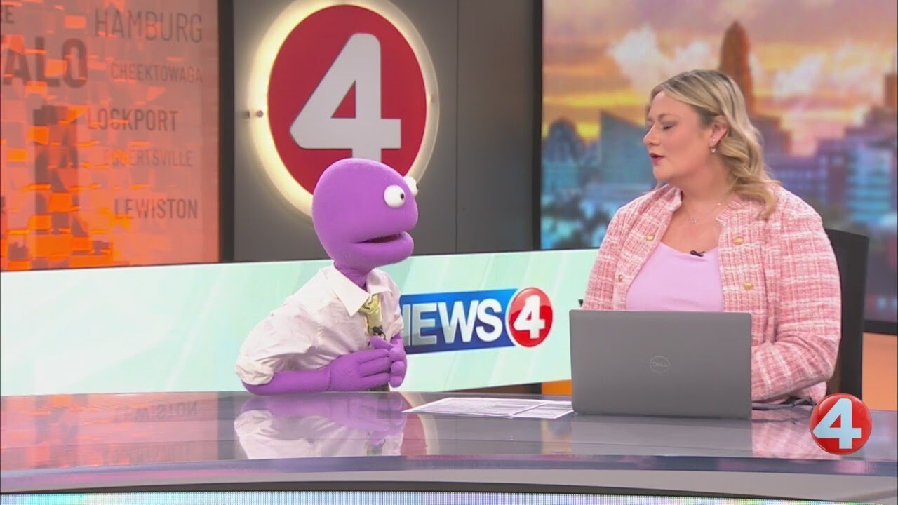 Puppet comedian Randy Feltface joins Wake Up!