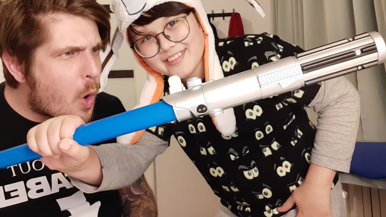 Star wars Bladebuilders Rey lightsaber review